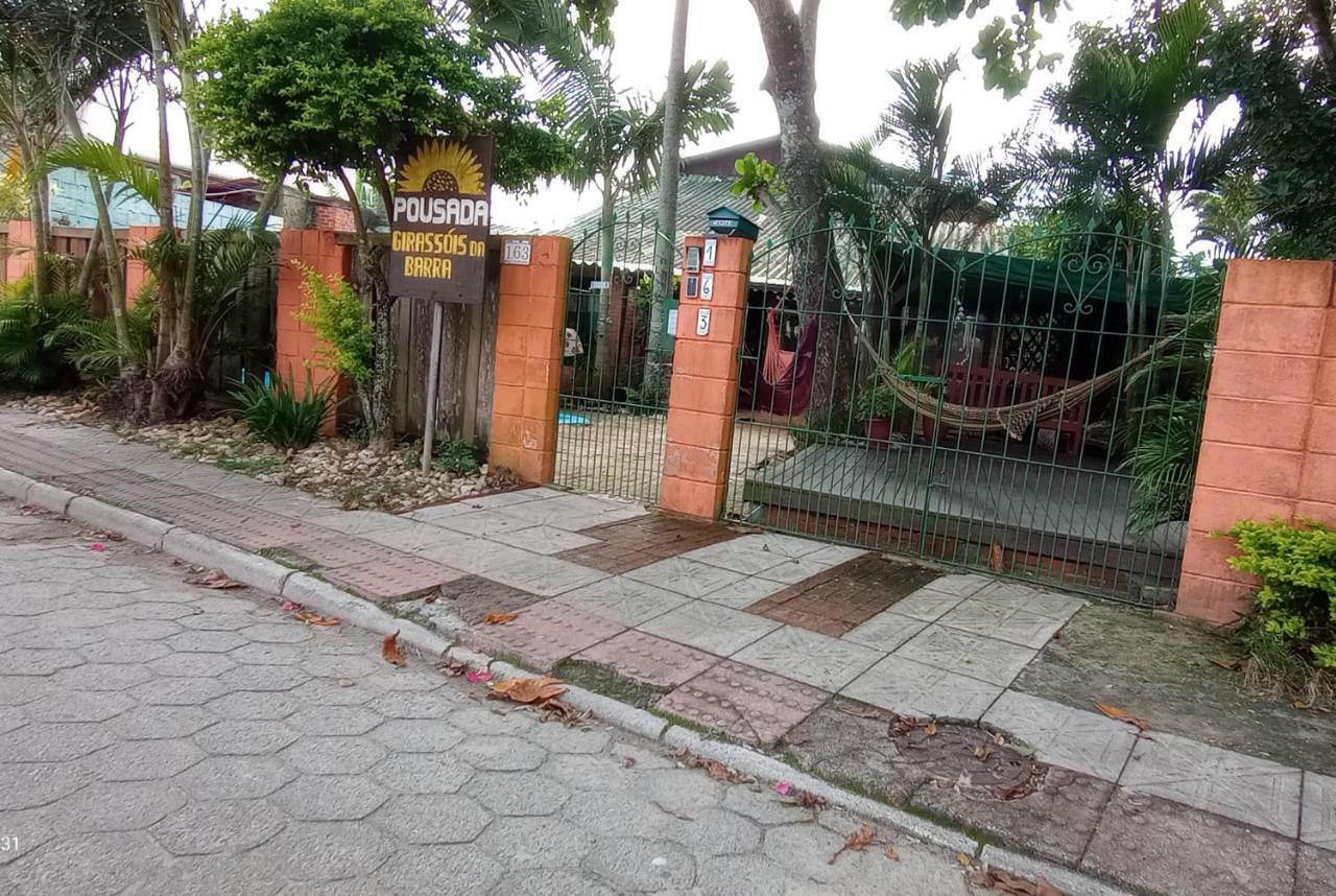 Residencial Girassóis da Barra Acomodação com café da manhã Florianópolis Exterior foto